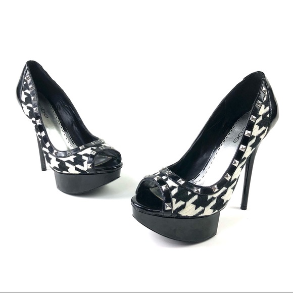 Bebe Leticia Studded Houndstooth Platform Pump - Picture 3 of 10